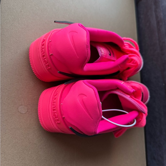 Nike Men's Pink Sneakers - Picture 4 of 9